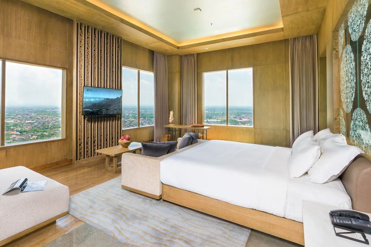 Mulai dari Bali hingga NTT, hotel atau akomodasi ramah lingkungan ini menawarkan pengalaman staycation nyaman dengan konsep berkelanjutan. Salah satunya Alila Solo.
