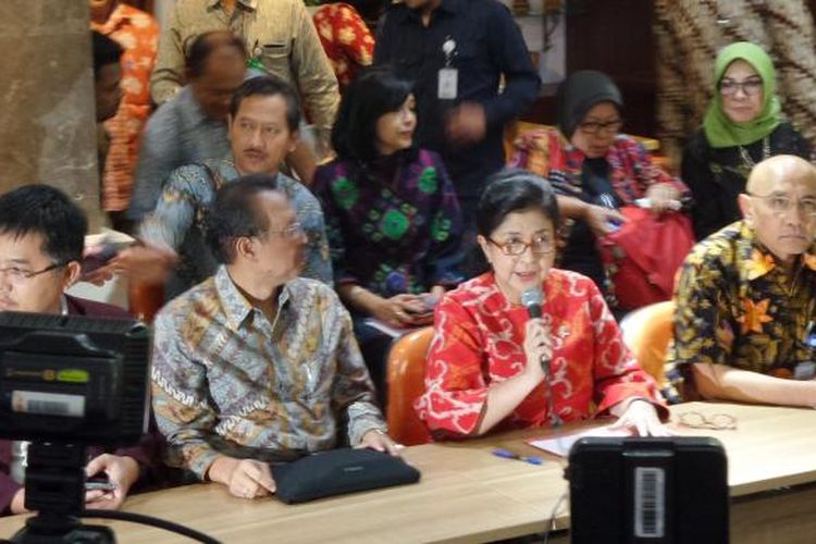 Jumpa pers Menteri Kesehatan Nila F Moeloek di Gedung Kementerian Kesehatan RI, Kuningan, Jakarta, Selasa (19/7/2016).