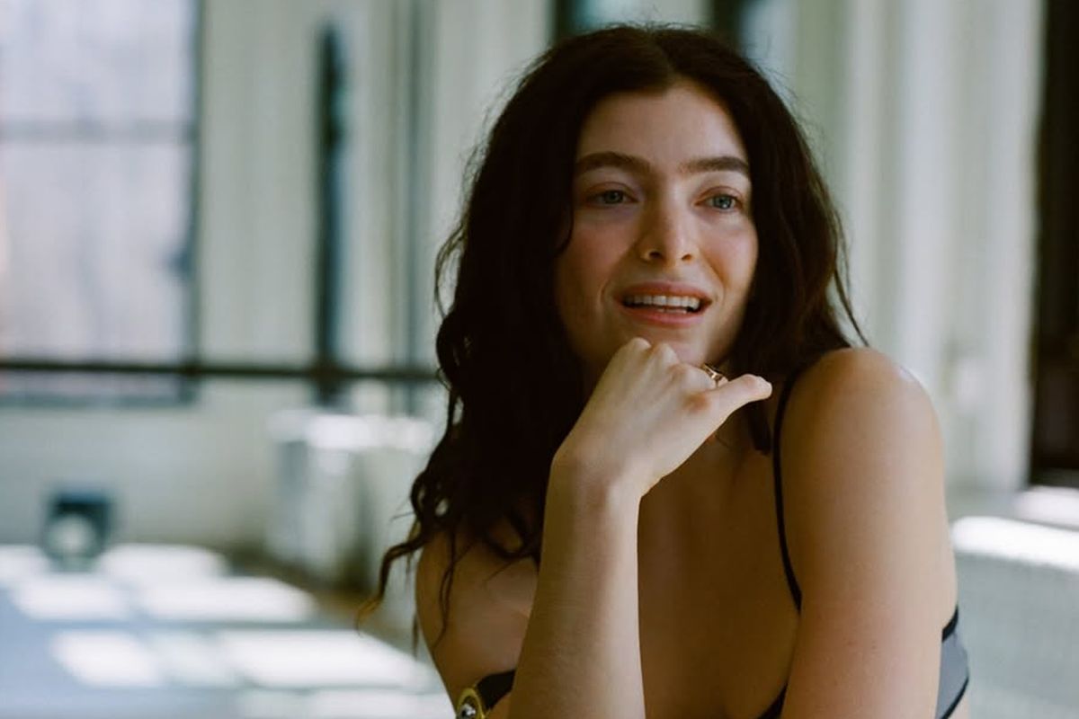 Lirik Lagu GRWM Lorde