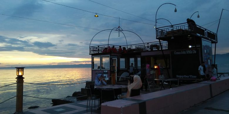 Suasana di Pantai Seruni di Kabupaten Bantaeng, Sulawesi Selatan.