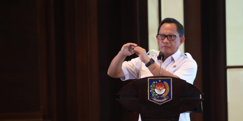 Tito Minta ASN Kemendagri dan BNPP Bangun Budaya Kerja Melayani Publik