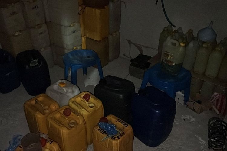 Polda Maluku Ungkap Dua Kasus BBM Subsidi, Sita 1.130 Liter Pertalite dan Minyak Tanah