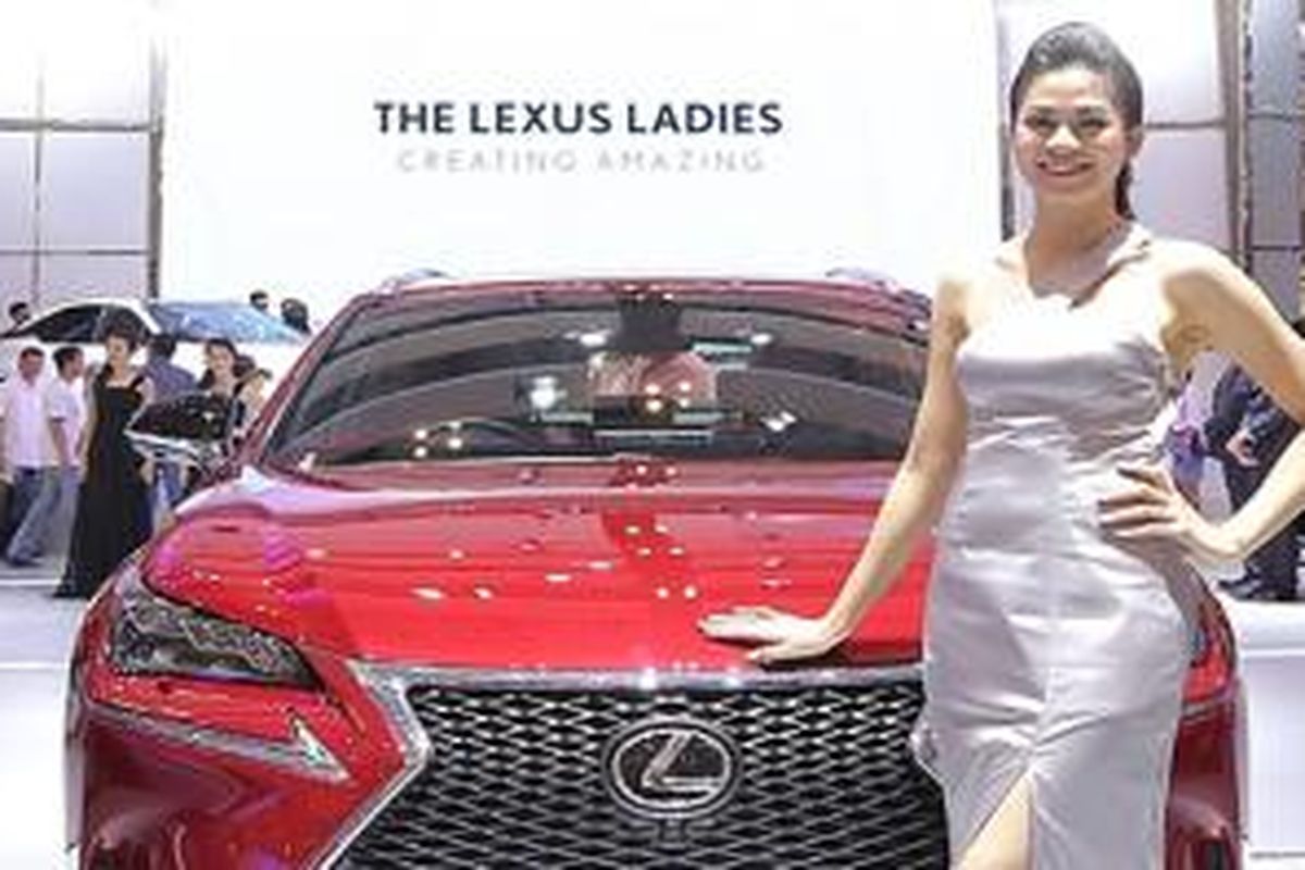 Lexus Ldies GIIAS 2015