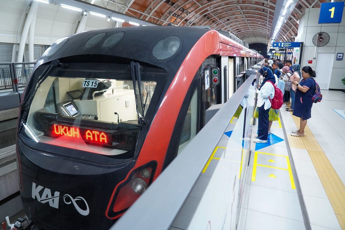 LRT Jabodebek Uji Coba Kereta Khusus Wanita, Ini Jadwal dan Letak Gerbongnya