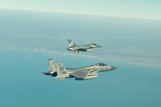 Momen F-16 TNI AU Unjuk Manuver Pertempuran Udara Bersama F-15C US PACAF