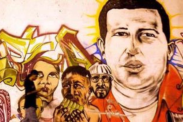 Presiden Hugo Chavez tak hanya dikenal di negerinya namun juga di negara lain di Amerika Selatan. Mural wajah Hugo Chavez ini terdapat di kota Cali, Kolombia.