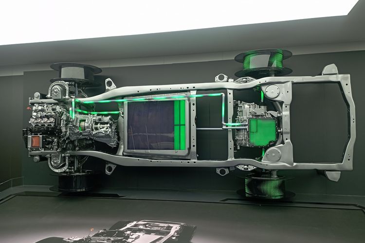 Teknologi hybrid 4WD Hi4-Z di booth GWM Auto Shanghai 2025