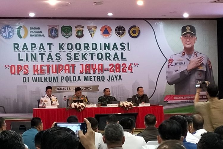Rapat Koordinasi Lintas Sektoral Ops Ketupat Jaya 2024 di Mapolda Metro Jaya, Senin (1/4/2024). 