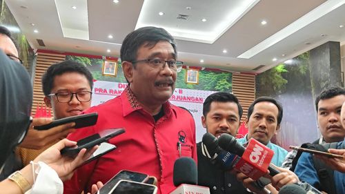 PDI-P Persilakan Gibran Gabung Golkar, tapi Tetap Tagih KTA Dikembalikan