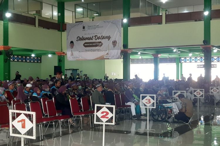 34.073 Calon Jemaah Haji Diberangkatkan dari Embarkasi Solo, 40 Persen Lansia