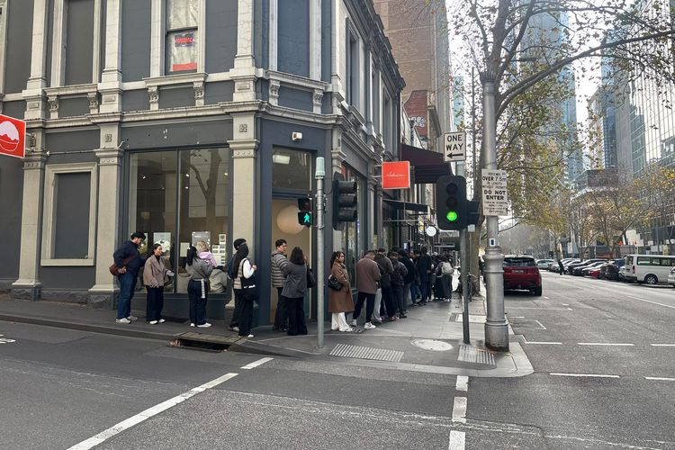 Restoran Sederhana di Australia Resmi Buka, Lauk Ludes Diserbu Pelanggan
