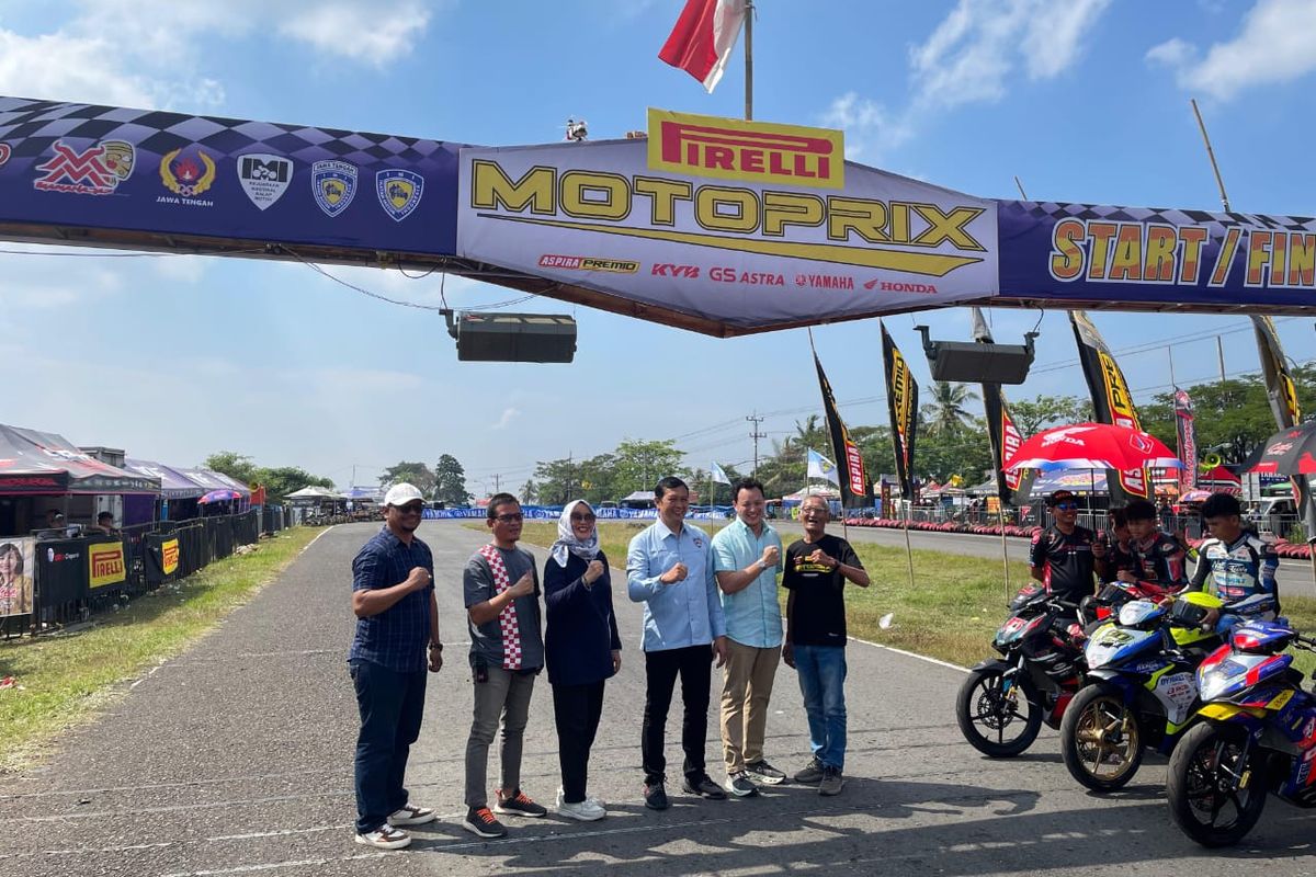 Moreno Soeprapto sambangi MotoPrix Boyolali, temui pembalap muda, serap aspirasi, dan dorong perhatian lebih untuk balap nasional.