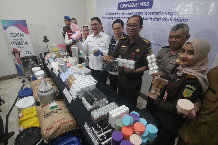 BPOM: Kosmetik Ilegal di Mojokerto Berisiko Ganggu Janin dan Ubah Warna Kornea