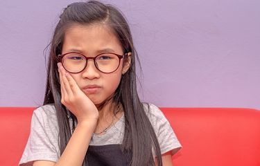 7 Cara Mengatasi Sakit Gigi pada Anak di Rumah Halaman all ...