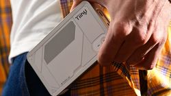 Perangkat AI Seukuran Powerbank Ini Punya Kecerdasan Setara Doktor