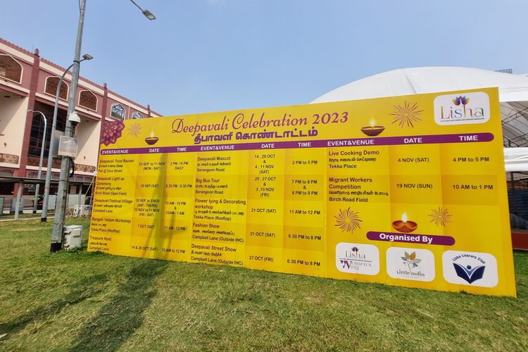 Suasana persiapan Deepavali di Little India, Singapura, Sabtu (7/10/2023).