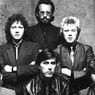 Lirik dan Chord Lagu Dance Away - Roxy Music