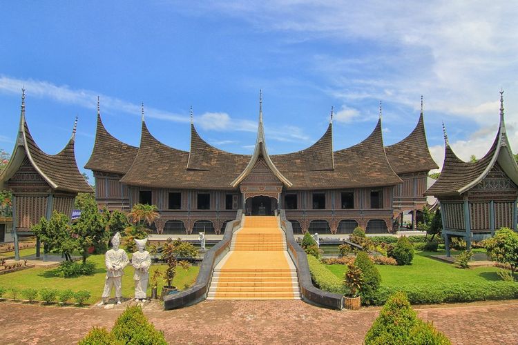 Museum Adityawarman, ikon Kota Padang.