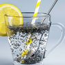 8 Minuman yang Bisa Bantu Melancarkan BAB