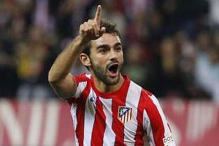 Striker Atletico Madrid, Adrian Lopez.