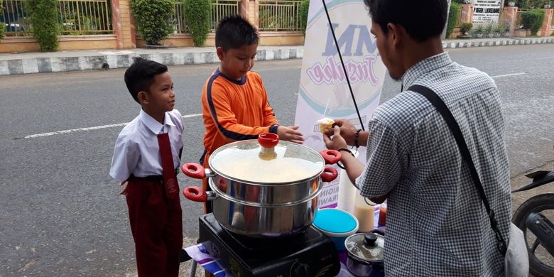 5 Cara Ini Efektif Ajarkan Anak Hemat Dan Rajin Menabung Halaman All Kompas Com 5 Cara Ini Efektif Ajarkan Anak Hemat Dan Rajin Menabung Halaman All Kompas Com