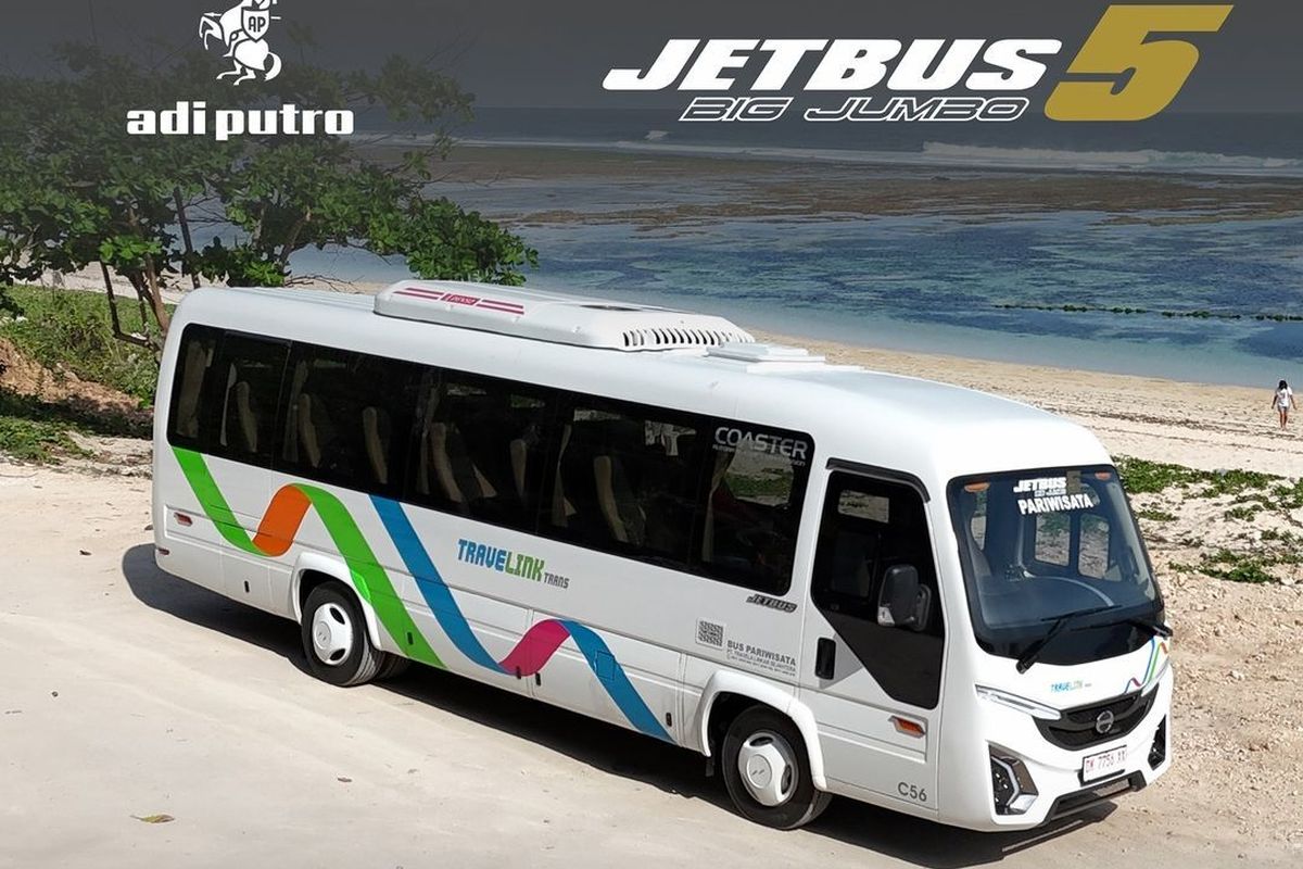 Jetbus 5 Big Jumbo milik PO Travelink