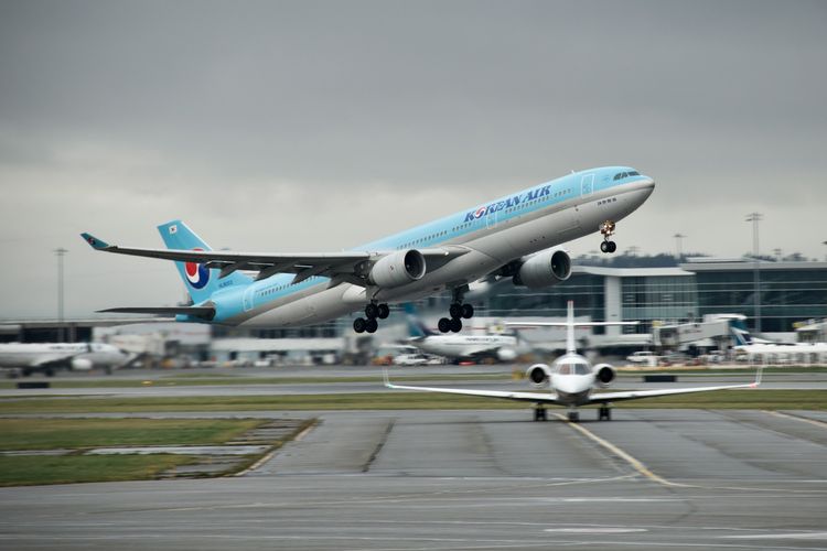 Korean Air Masuk Mode Darurat Imbas Lonjakan Harga Minyak Dunia