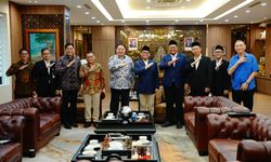 Pemerintah Dorong Penguatan Ekosistem Ekonomi Haji dan Umrah untuk Tekan Arus Keluar Devisa