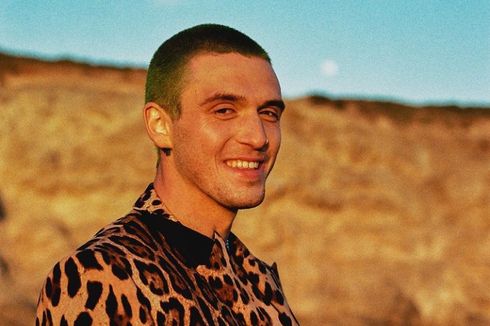 Lirik dan Chord Lagu Summer Nights dari Lauv