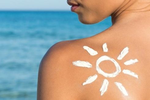 Pahami Beda Sunblock dan Sunscreen, serta Cara Memilihnya