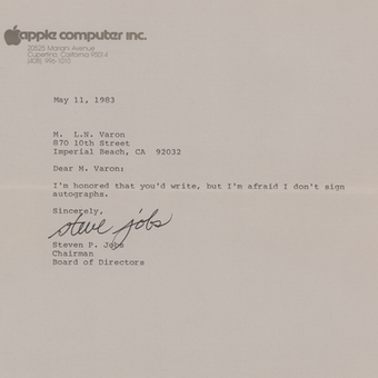 Surat bertandang tangan Steve Jobs yang akan dilelang di situs RR Auction.