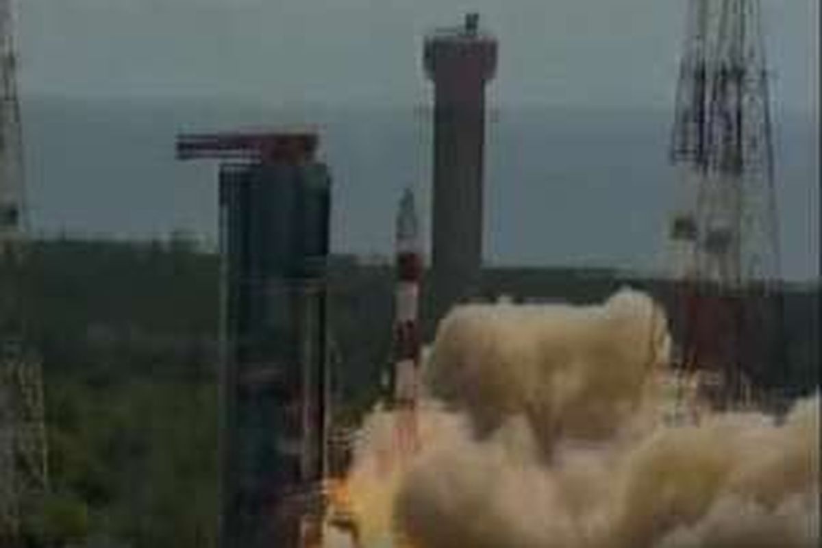 Peluncuran LAPAN A3/IPB dengan roket milik India pada Rabu (22/6/2016).