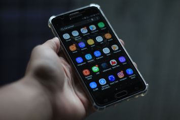 Cara Kalibrasi Sensor Magnetik HP Android dan iPhone Paling Akurat