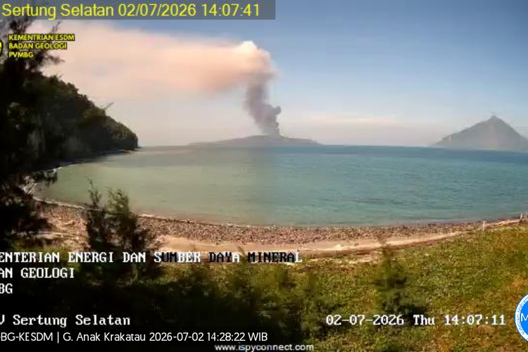 Gunung Anak Krakatau Erupsi, Semburkan Abu Vulkanik Setinggi 200 Meter