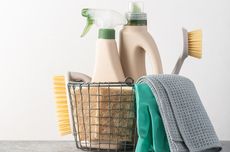 8 Alat Penting untuk Menjaga Rumah Tetap Bersih dan Berkilau