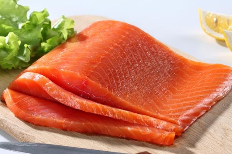 7 Manfaat Ikan Salmon Salah Satu Makanan Paling Bernutrisi Halaman All Kompas Com