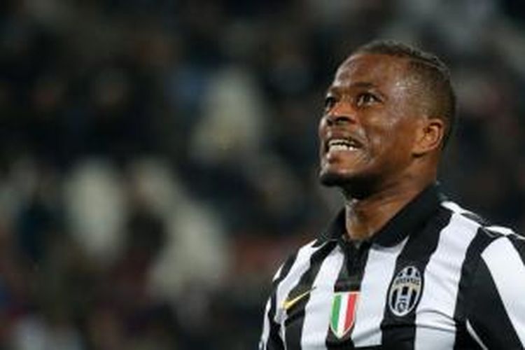 Bek Juventus, Patrice Evra.