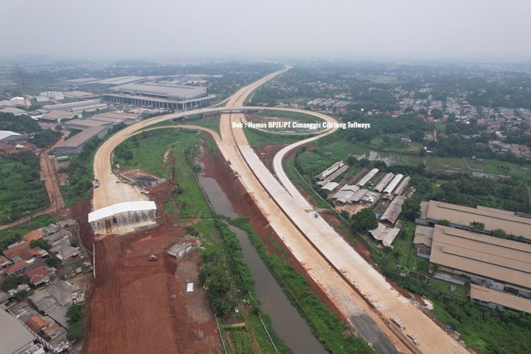 Konstruksi Jalan Tol Cimanggis-Cibitung Seksi 2B Cikeas-Junction Cibitung yang merupakan bagian dari Jalan Tol JORR 2.