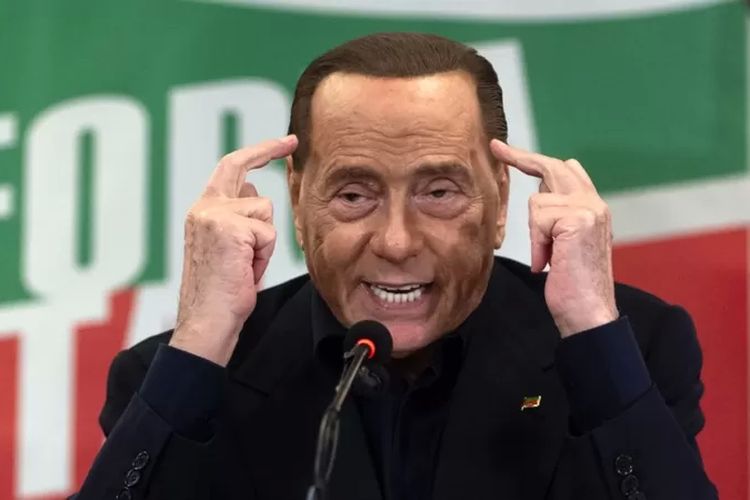 Pada 2019, Berlusconi kembali mengikuti pemilu dan menang.