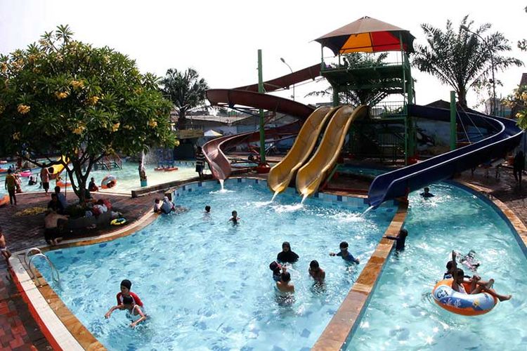 CX Waterpark di Jakarta Timur
