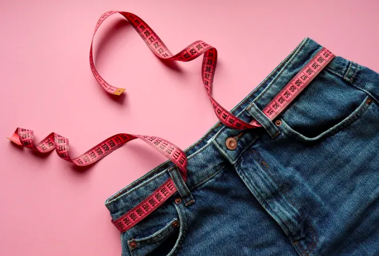 6 Cara Ideal Mengecilkan Perut Buncit untuk Wanita