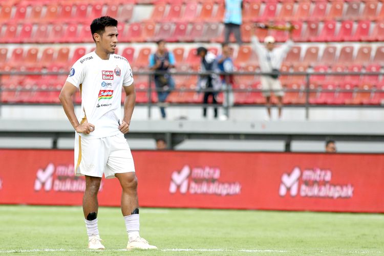 Pemain Persija Jakarta Hanif Sjahbandi saat laga pekan ke-26 Liga 1 2023-2024 melawan Arema FC yang berakhir dengan skor 3-2 di Stadion Kapten I Wayan Dipta Gianyar, Senin (26/2/2024) sore.