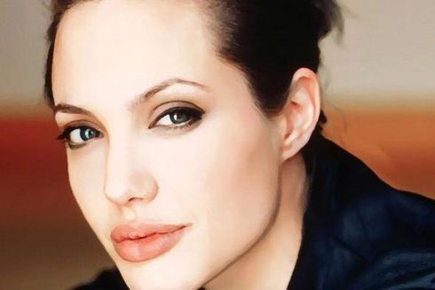 Ovarium Diangkat, Angelina Jolie Bakal Menopause Dini