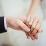Pengantin di Lombok Di-bully karna Kenakan Kain Lusuh Saat Jalani Kawin Culik, Kini Dapat Hadiah