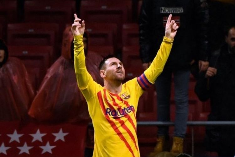 Lionel Messi merayakan gol yang dicetak pada laga Atletico vs Barcelona di Liga Spanyol, 2 Desember 2019;