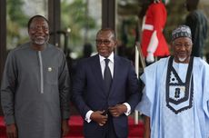 Gubernur Riau Abdul Wahid Tiba di Gedung KPK Usai Kena OTT