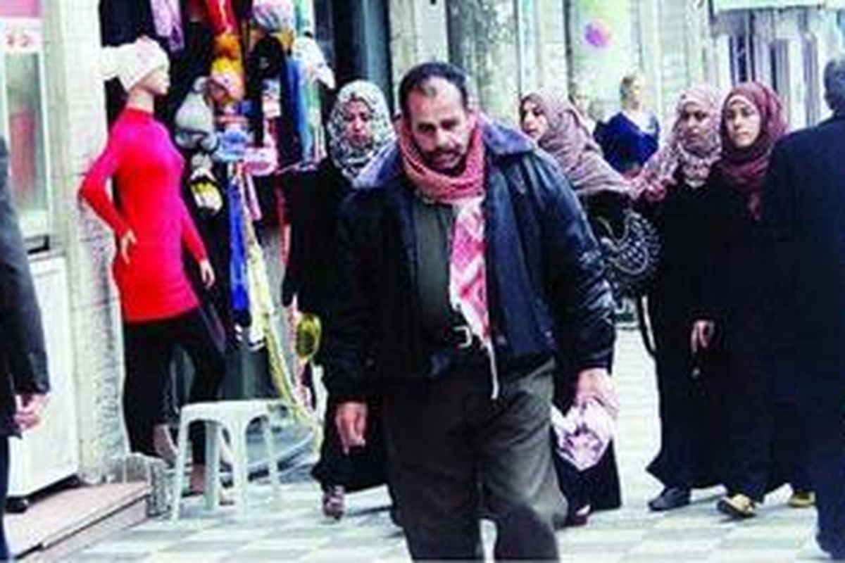 Suasana di Jalan Omar Mukhtar, Gaza City, Rabu (5/12/2012), terlihat normal setelah serangan udara Israel berakhir dua pekan lalu.