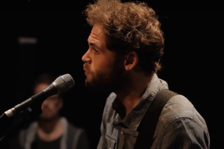 Lirik dan Chord Lagu Let Her Go - Passanger