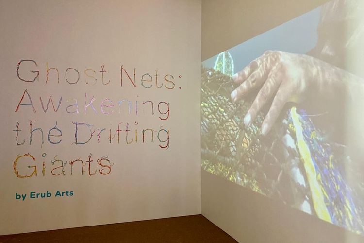 Museum MACAN di Jakarta Barat menggelar open house pada 20 Mei-4 Juni 2023, yang menampilkan karya seni bertajuk Ghost Nets: Awakening the Drifting Giants, ciptaan penduduk Selat Torres.