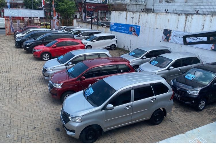 Penjualan mobil bekas MPV dan LMPV naik menjelang lebaran 